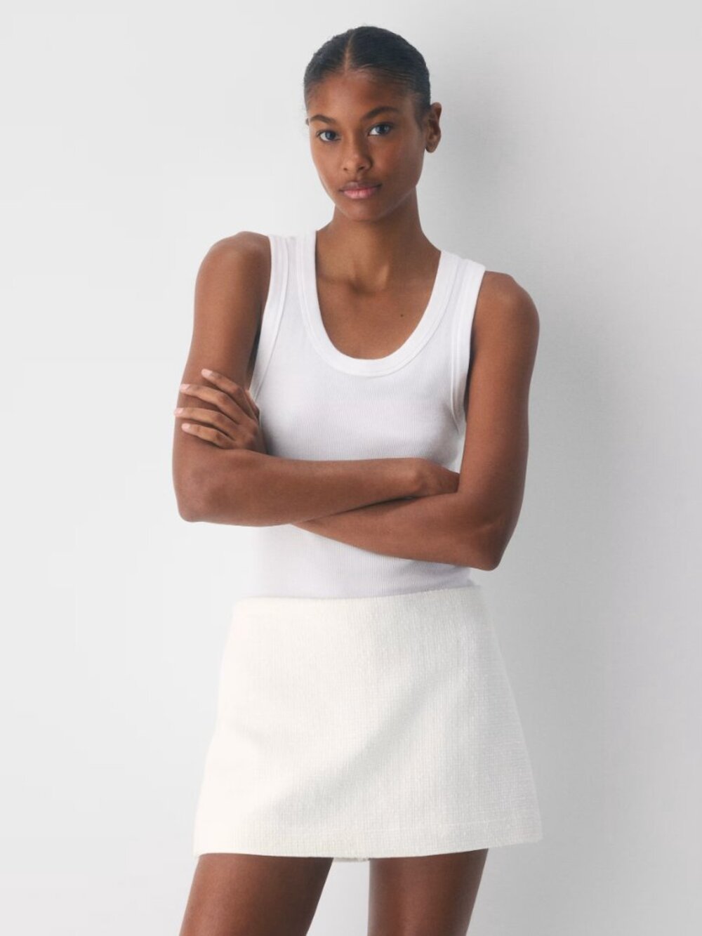 BRAND NEW WITH TAGS —  Aritzia Expertise Skort in Light Birch Tweed